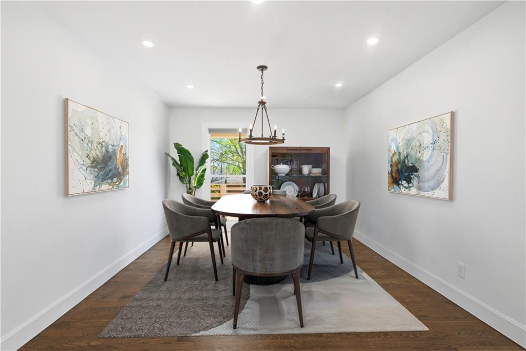 3326 Shoreland Drive