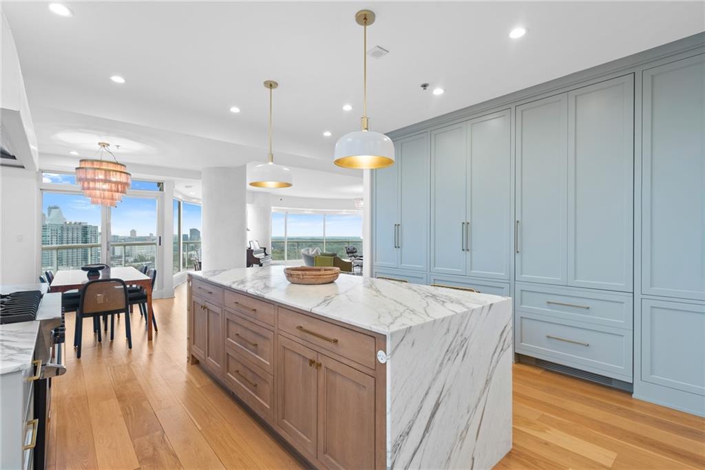 2881 Peachtree Road NE Unit 2201