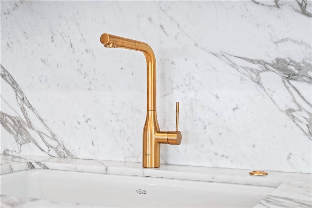 2881 Peachtree Road NE Unit 2201