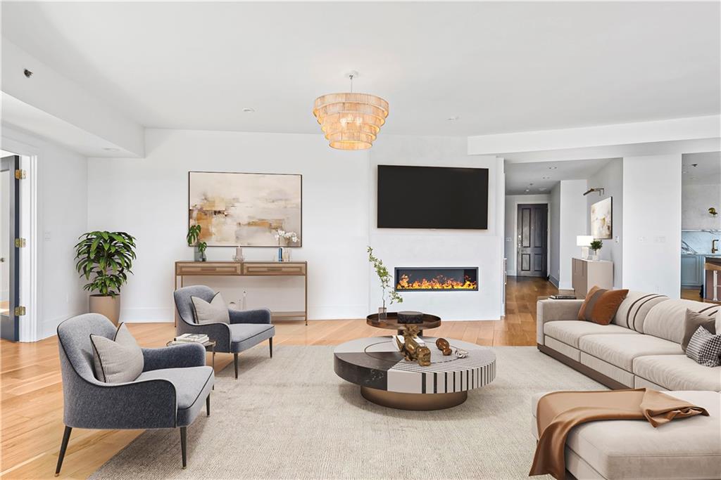 2881 Peachtree Road NE Unit 2201