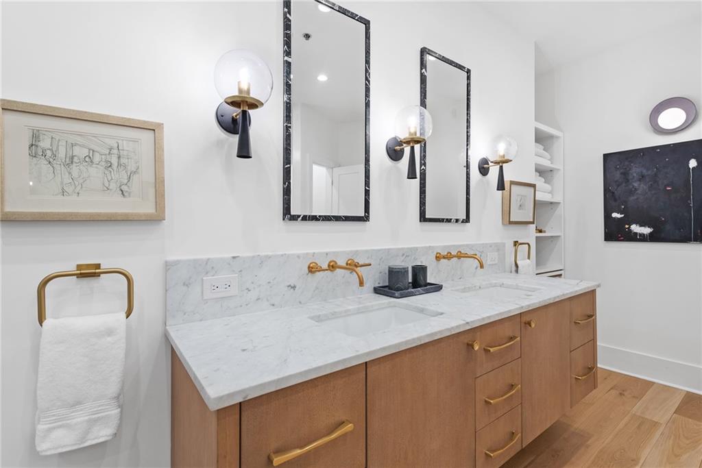 2881 Peachtree Road NE Unit 2201