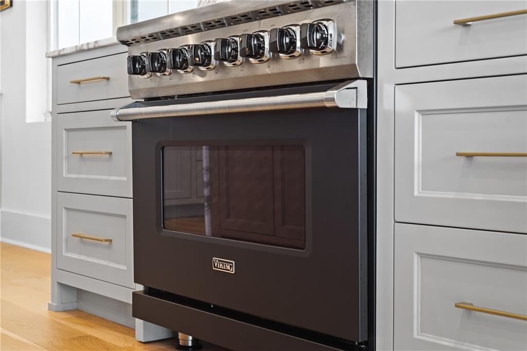 2881 Peachtree Road NE Unit 2201