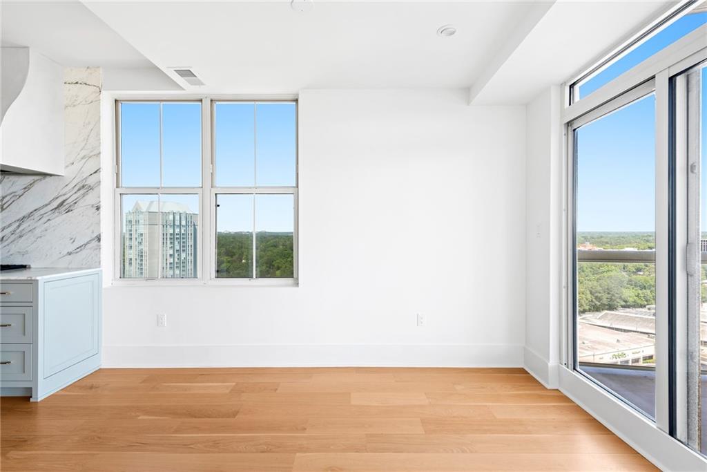 2881 Peachtree Road NE Unit 2201