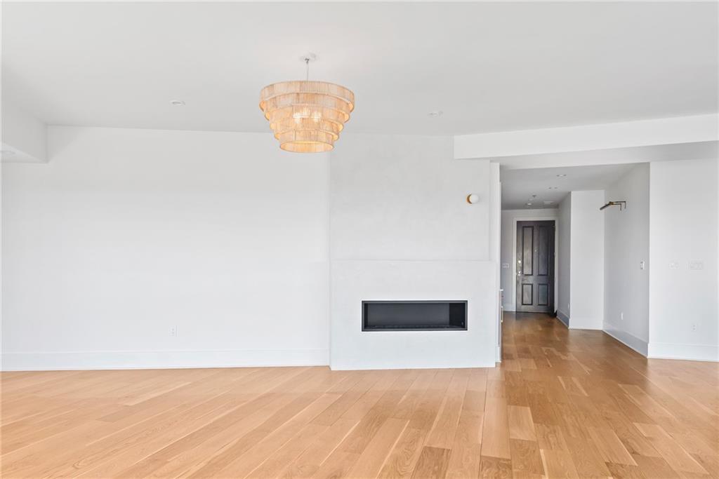 2881 Peachtree Road NE Unit 2201