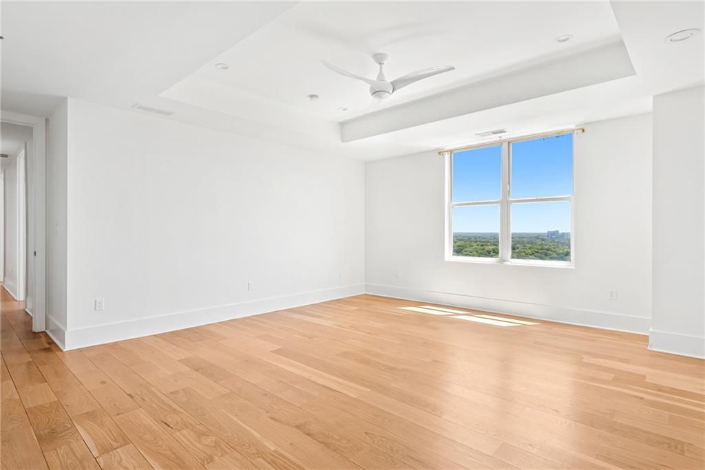 2881 Peachtree Road NE Unit 2201