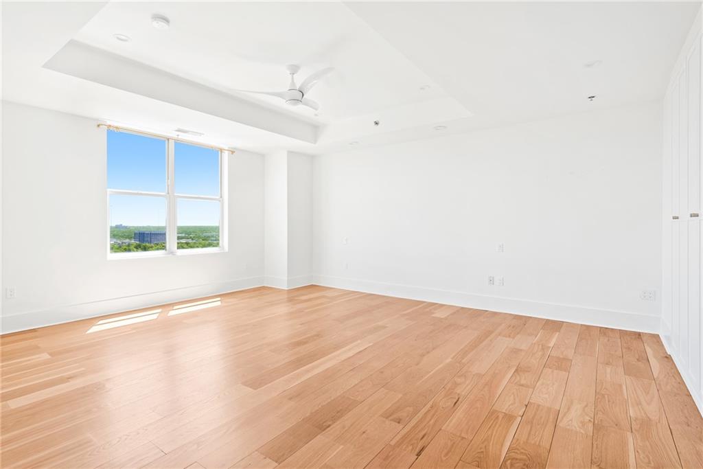 2881 Peachtree Road NE Unit 2201