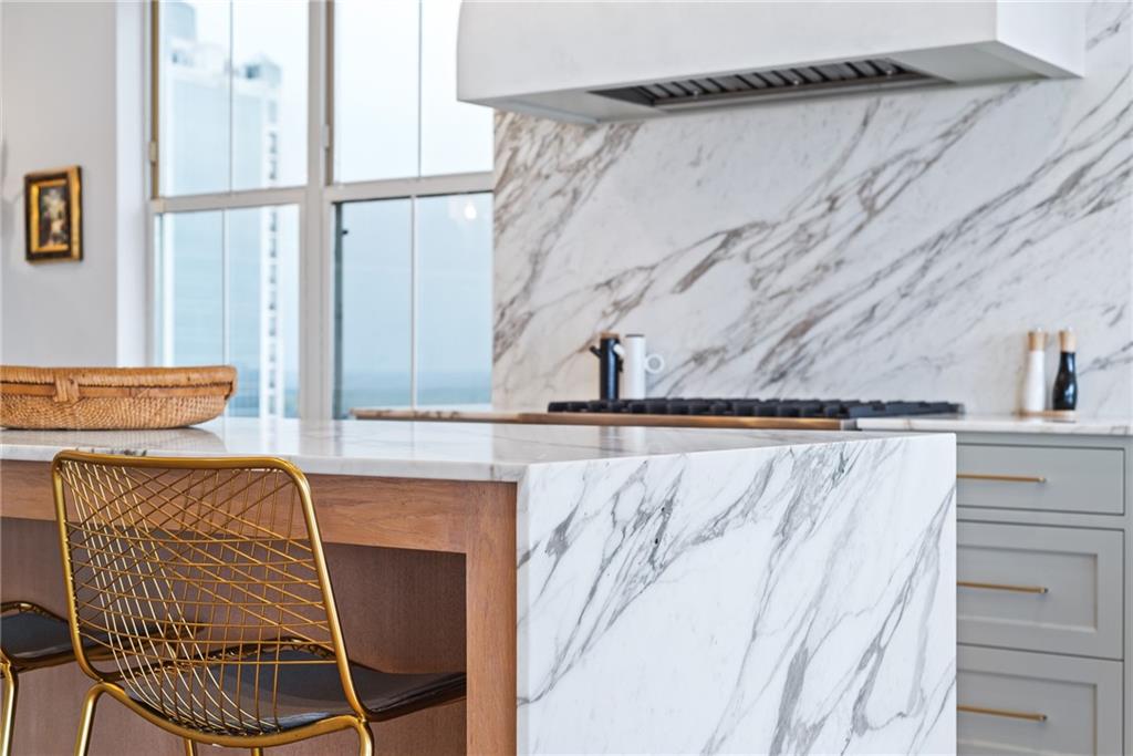 2881 Peachtree Road NE Unit 2201