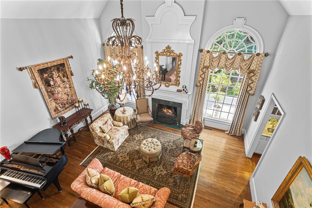 885 Carlton Ridge NE