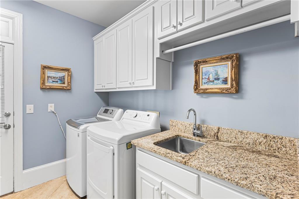 885 Carlton Ridge NE