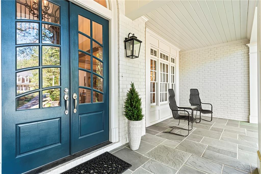 885 Carlton Ridge NE