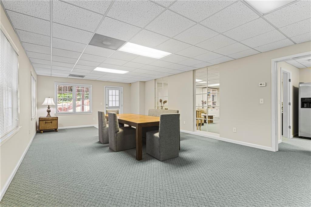 885 Carlton Ridge NE