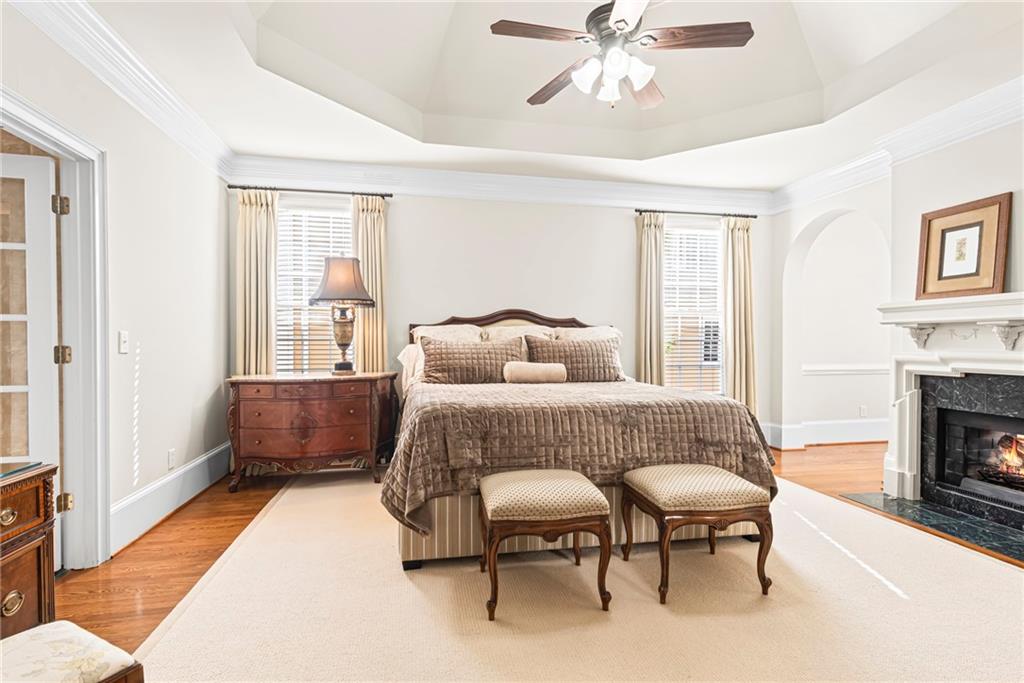 885 Carlton Ridge NE