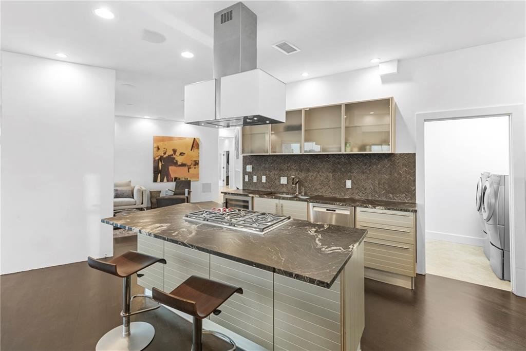 2881 Peachtree Road NE Unit 2304