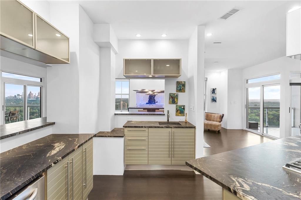 2881 Peachtree Road NE Unit 2304