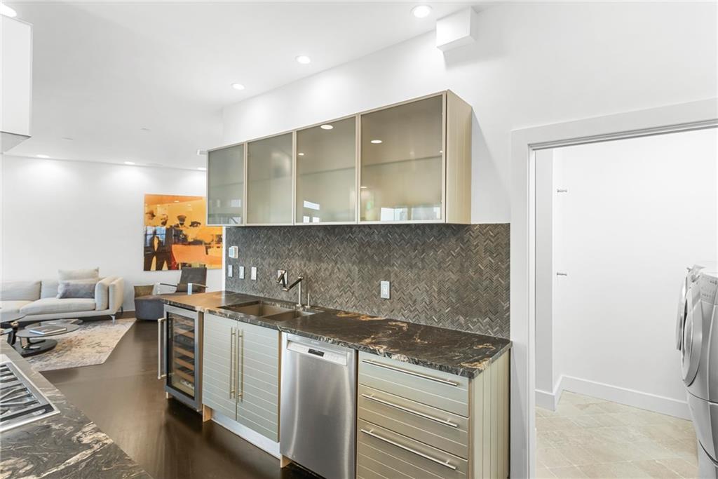 2881 Peachtree Road NE Unit 2304
