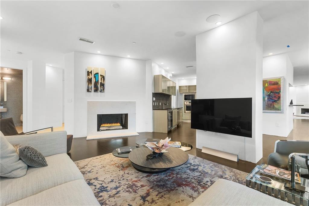 2881 Peachtree Road NE Unit 2304
