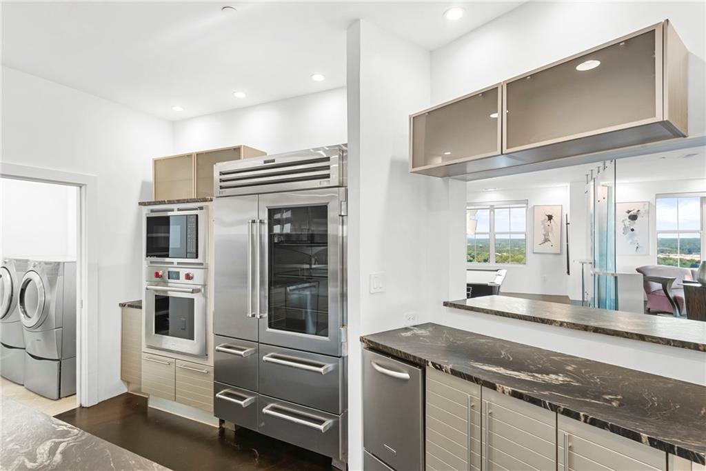 2881 Peachtree Road NE Unit 2304