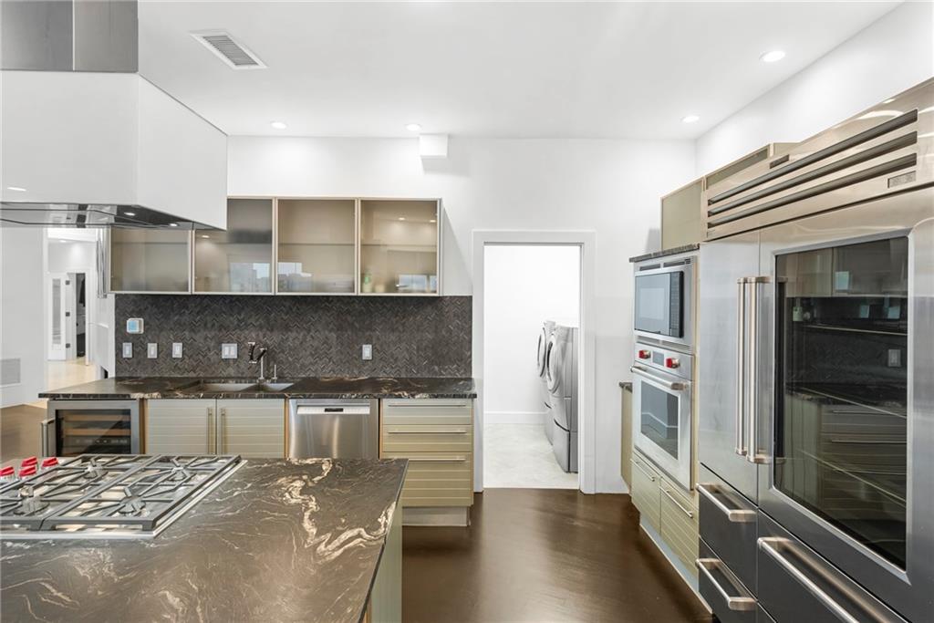 2881 Peachtree Road NE Unit 2304
