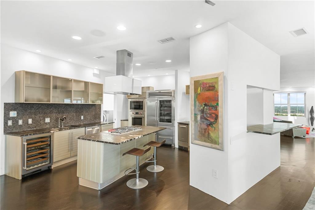 2881 Peachtree Road NE Unit 2304