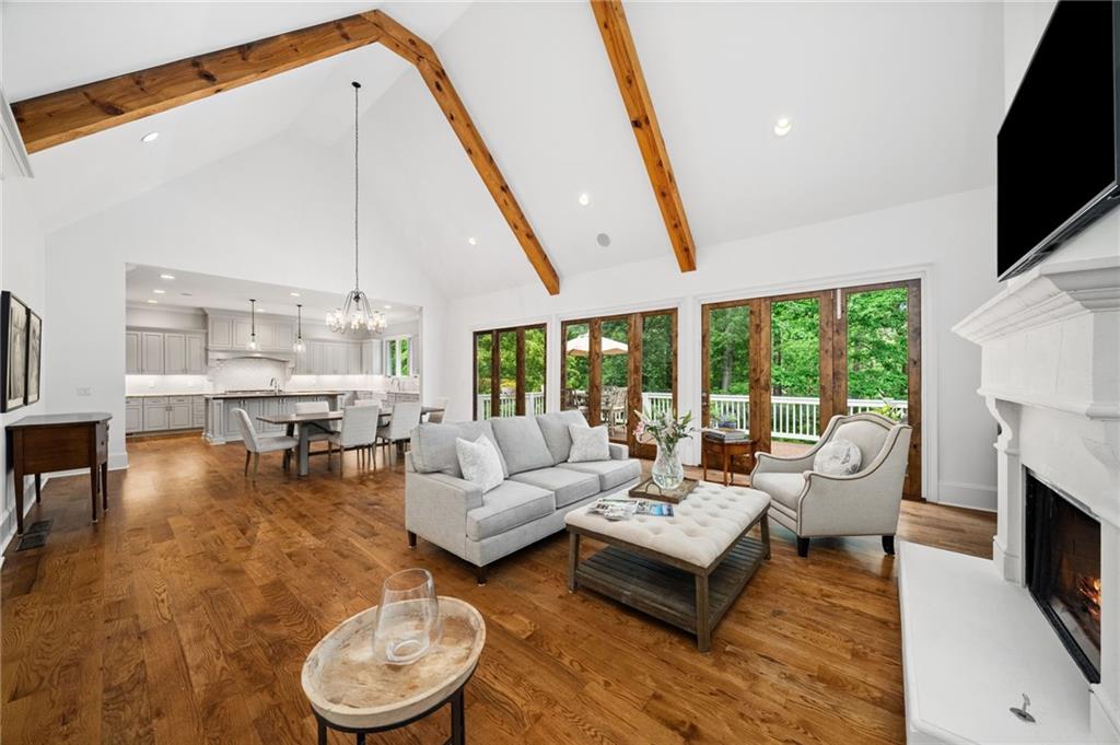 6321 Hunting Creek Road