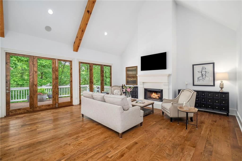 6321 Hunting Creek Road