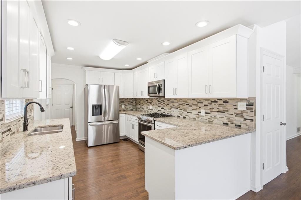 6014 Lake Lanier Heights Road