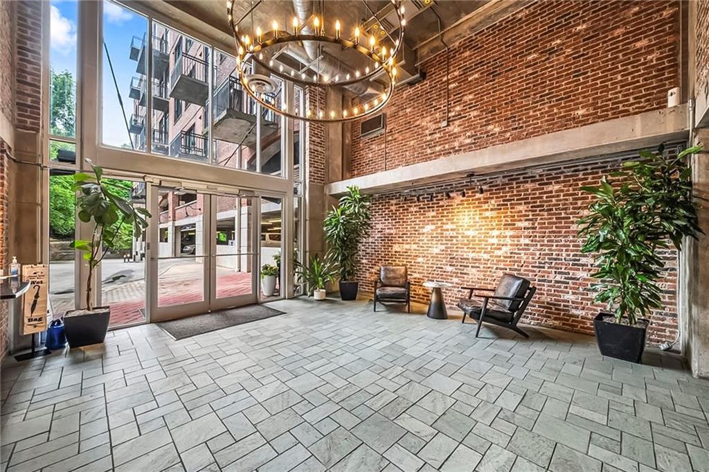 3235 Roswell Road Unit 502