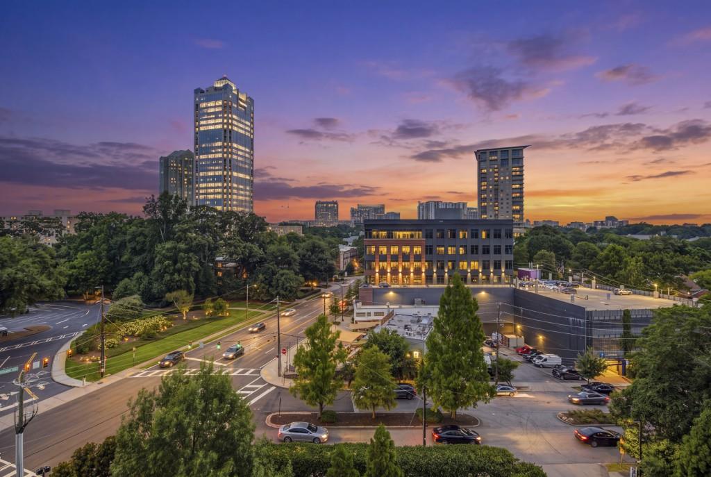 2795 Peachtree Road Unit 805