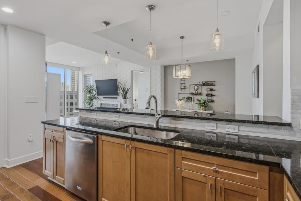 2795 Peachtree Road Unit 805