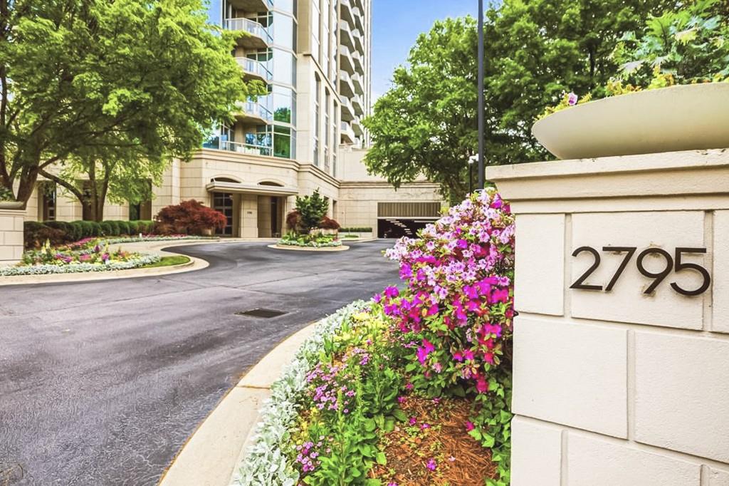 2795 Peachtree Road Unit 805
