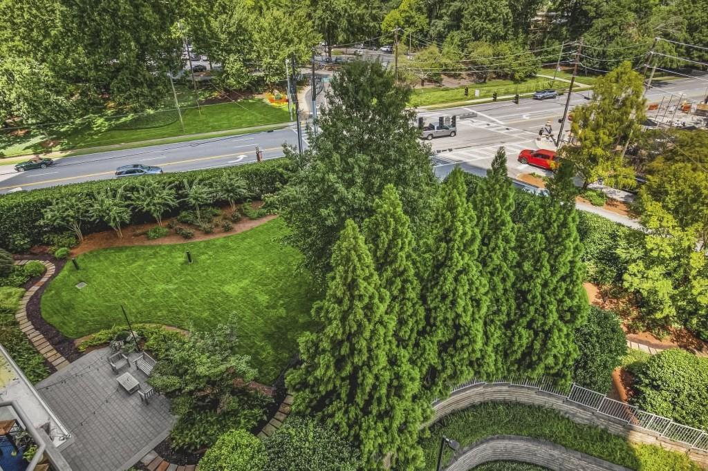 2795 Peachtree Road Unit 805