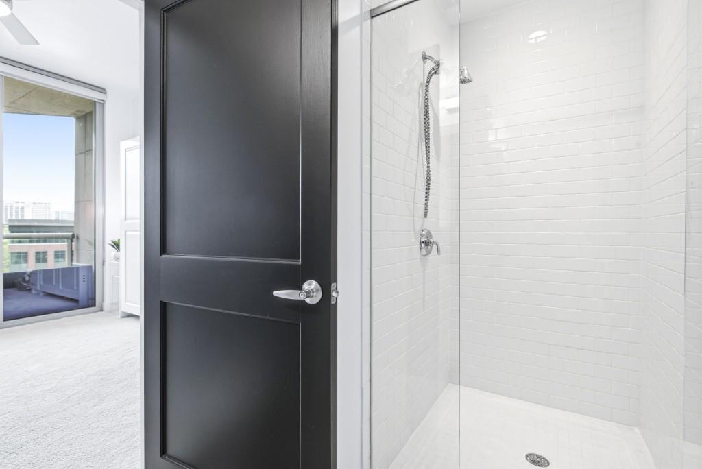 2795 Peachtree Road Unit 805