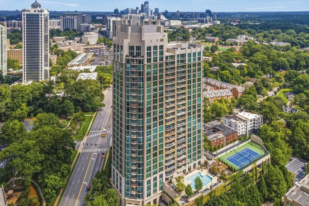 2795 Peachtree Road Unit 805