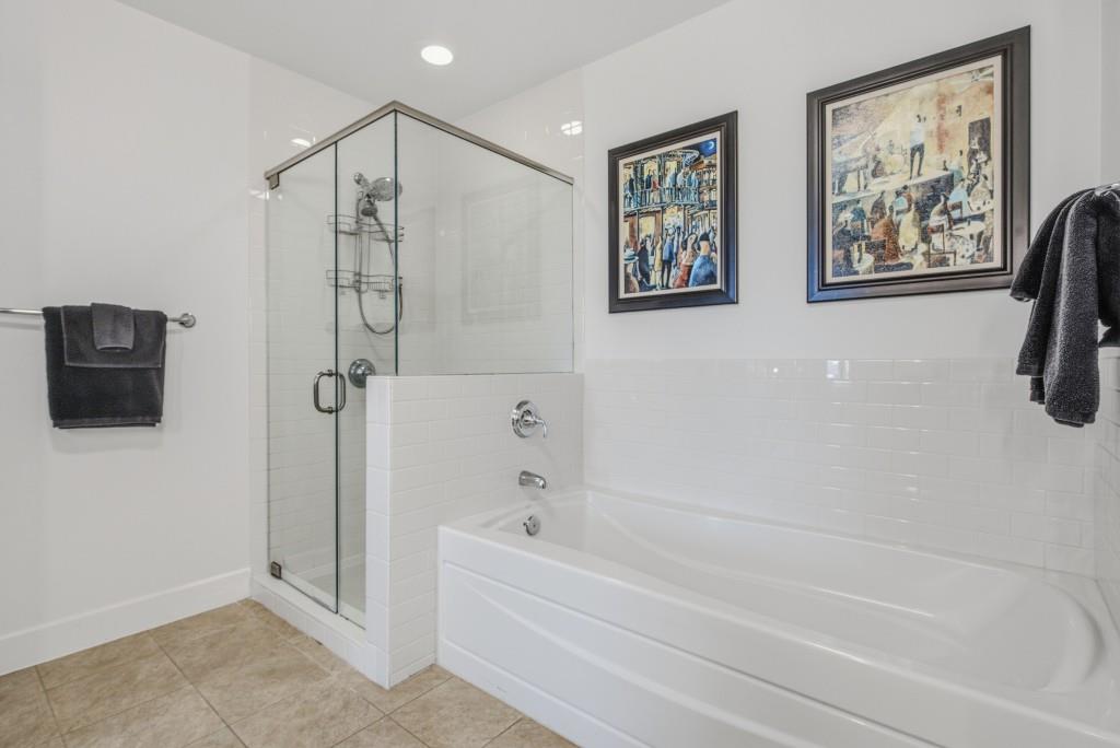 2795 Peachtree Road Unit 805