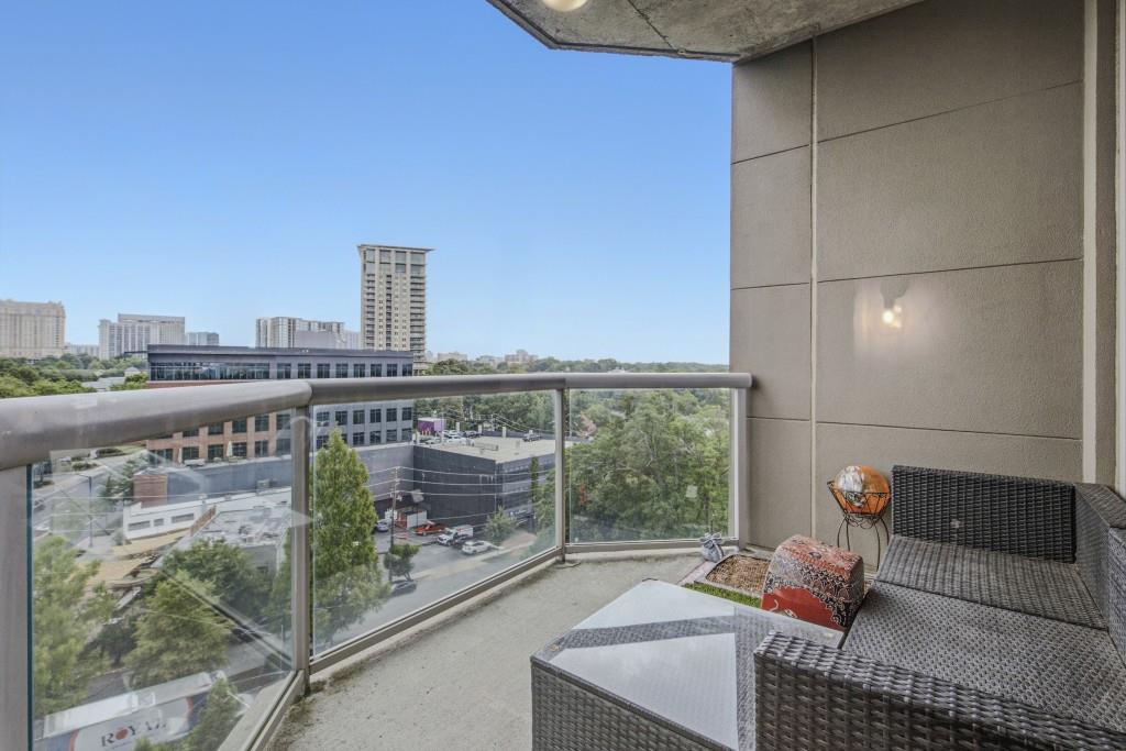 2795 Peachtree Road Unit 805