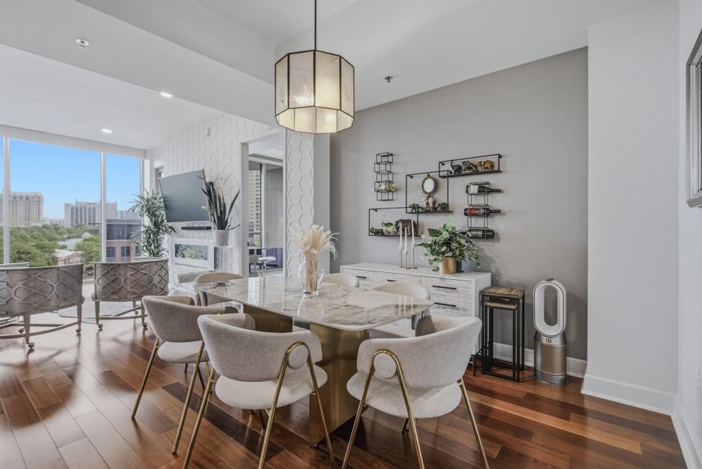 2795 Peachtree Road Unit 805