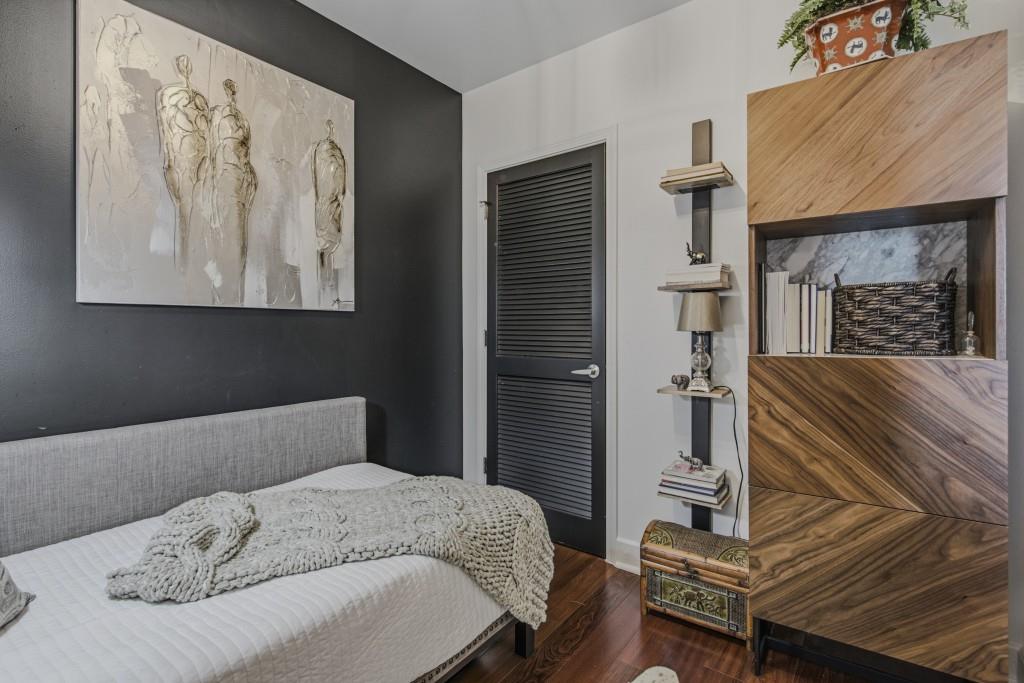 2795 Peachtree Road Unit 805