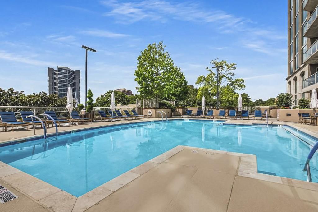 2795 Peachtree Road Unit 805