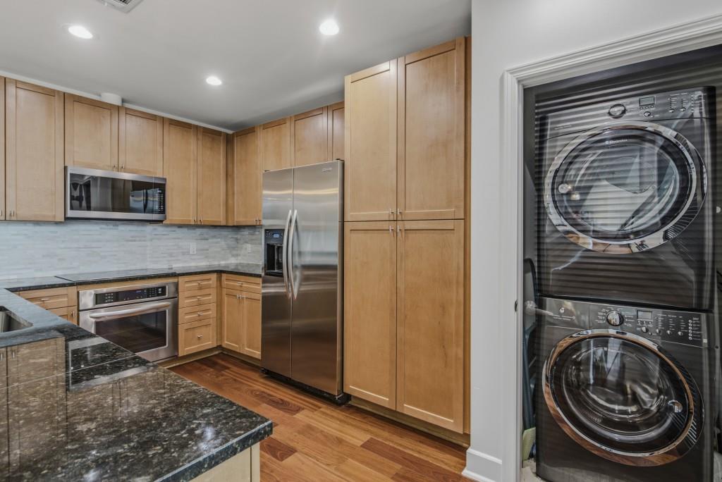 2795 Peachtree Road Unit 805