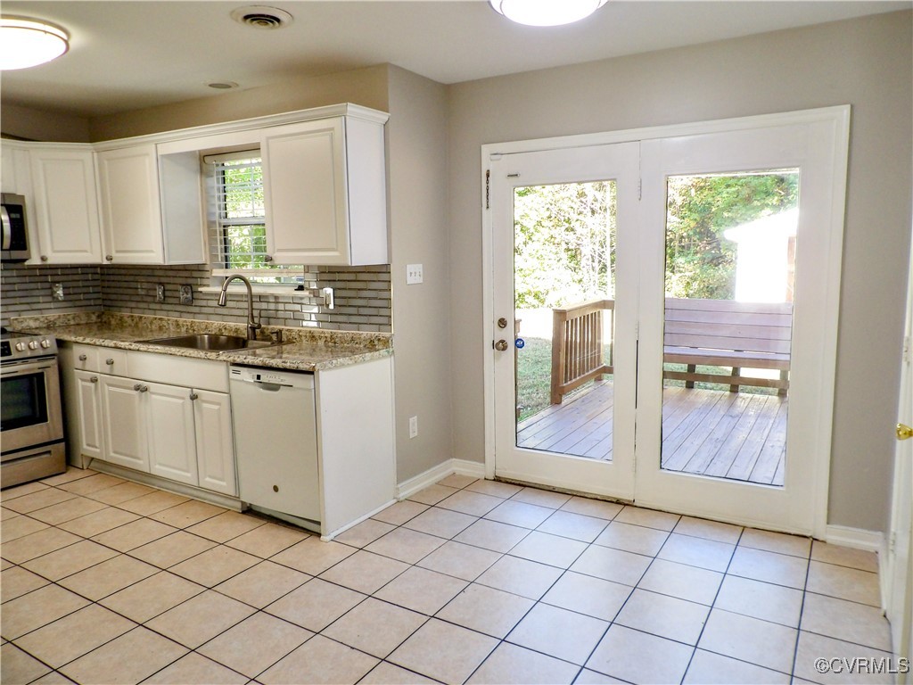 2600 Geneva Dr