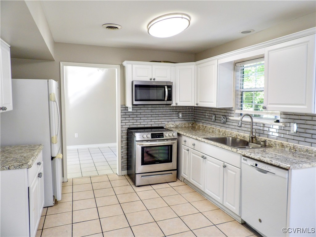 2600 Geneva Dr