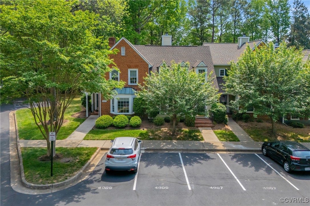 4007 Bush Lake Way