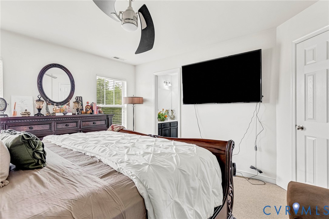 119 New Market Village Pky