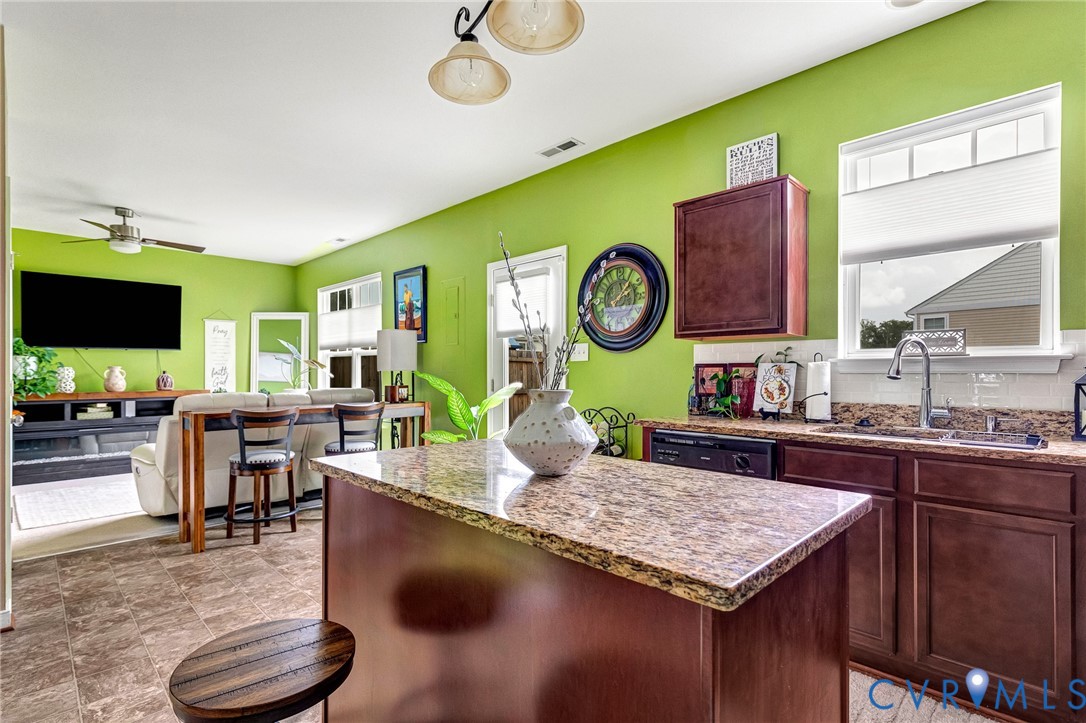 119 New Market Village Pky