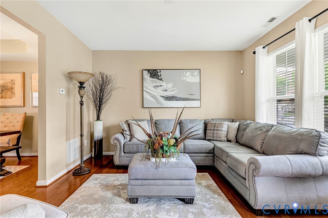 119 New Market Village Pky