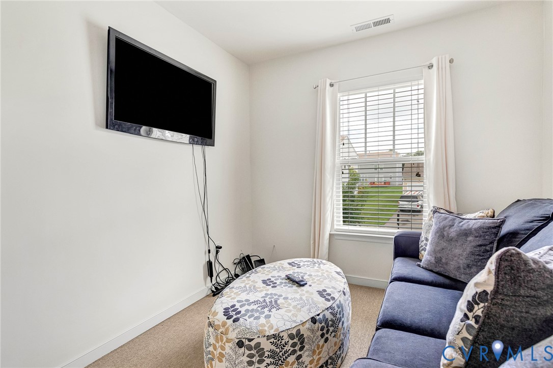 119 New Market Village Pky