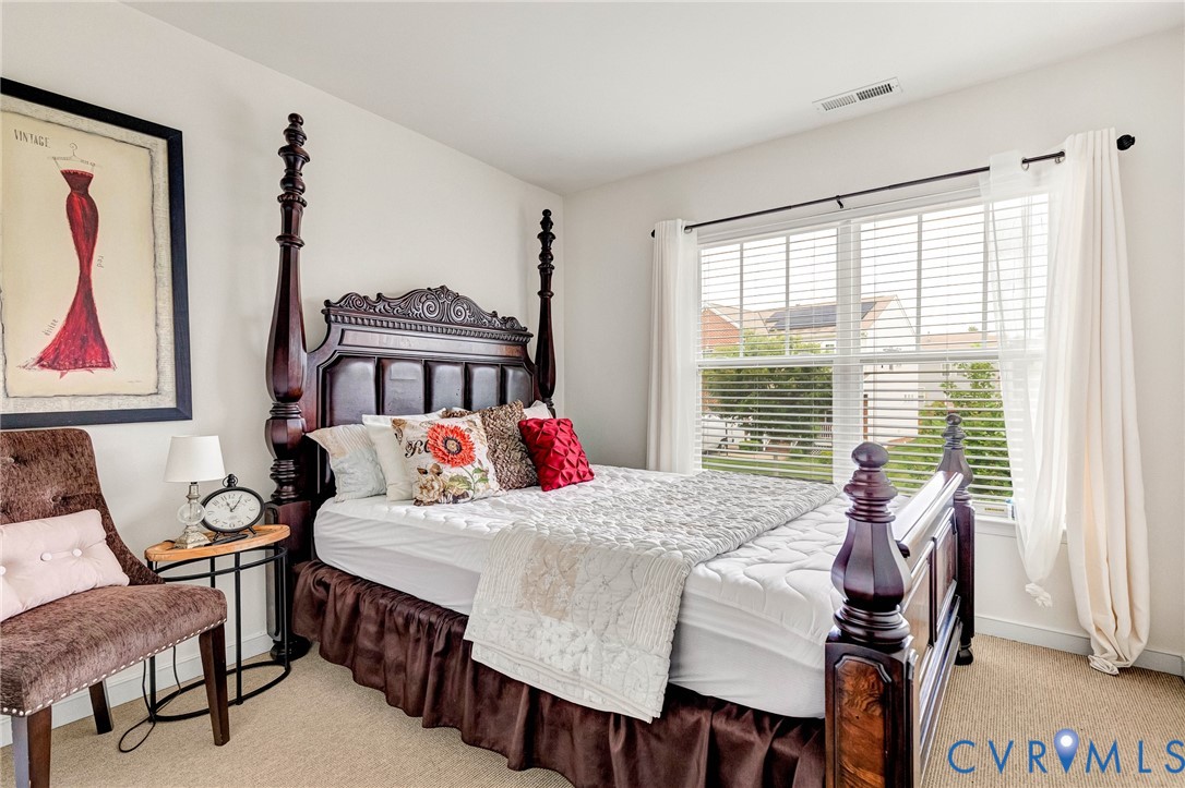 119 New Market Village Pky