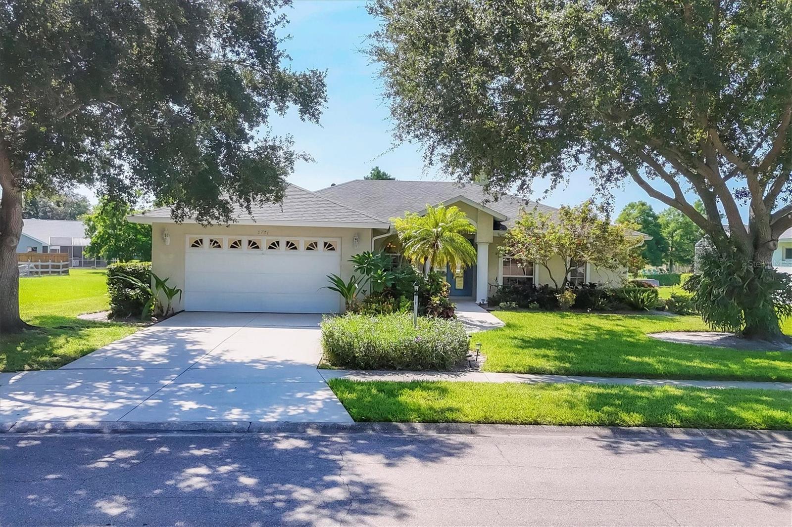 5786 SANDY POINTE DR