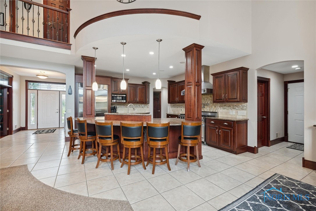 22191 W Red Clover Lane