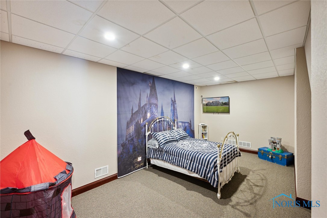 22191 W Red Clover Lane